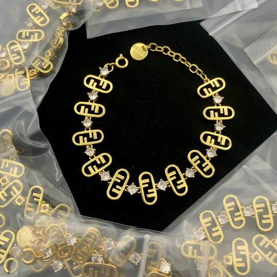 Fendi bracelet 12lyh87